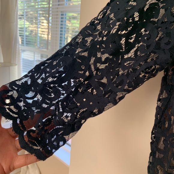 Lace top - Picture 3 of 7